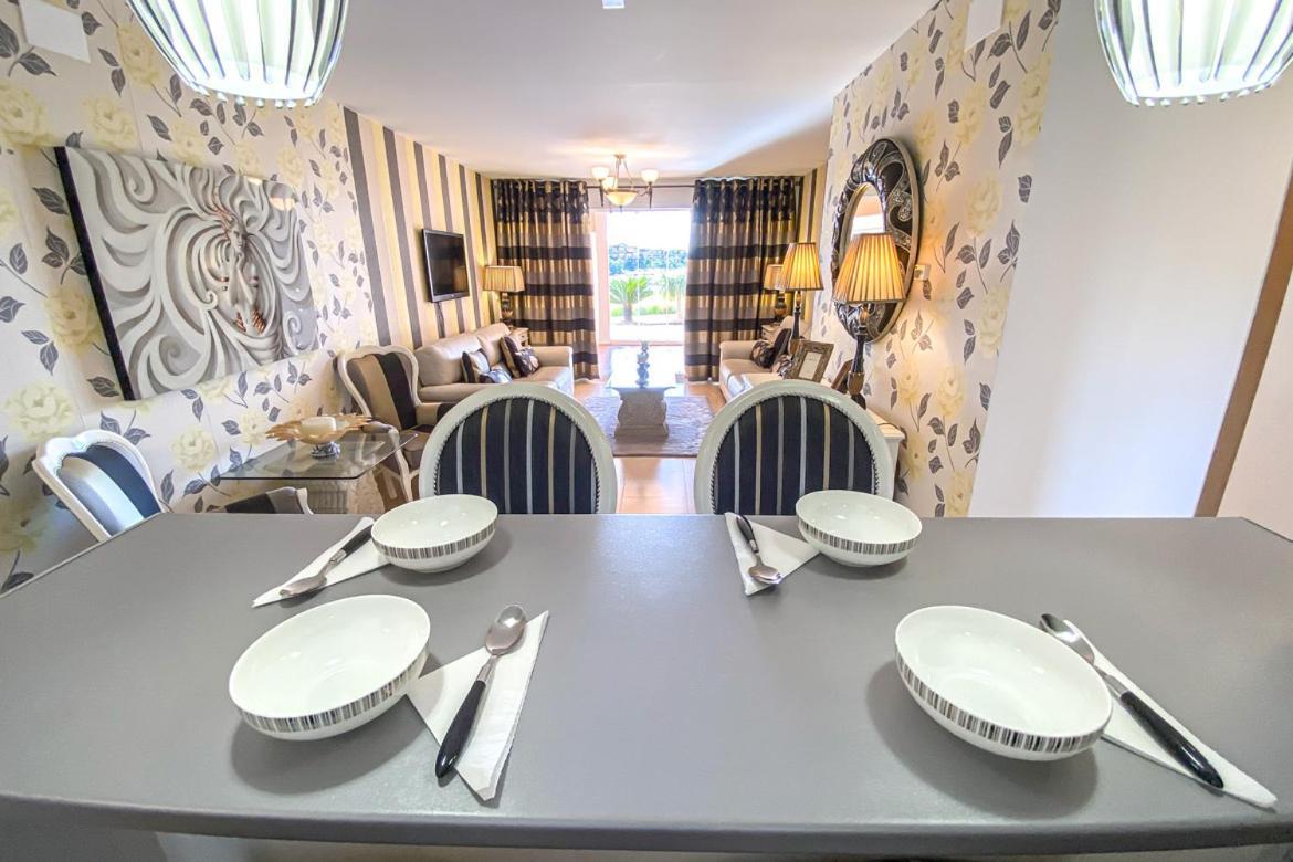 Luxury South Facing Groundfloor Apt ตอร์เร-ปาเชโก ภายนอก รูปภาพ