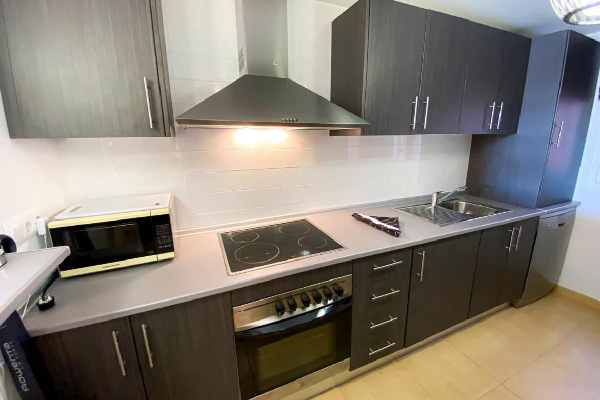 Luxury South Facing Groundfloor Apt ตอร์เร-ปาเชโก ภายนอก รูปภาพ
